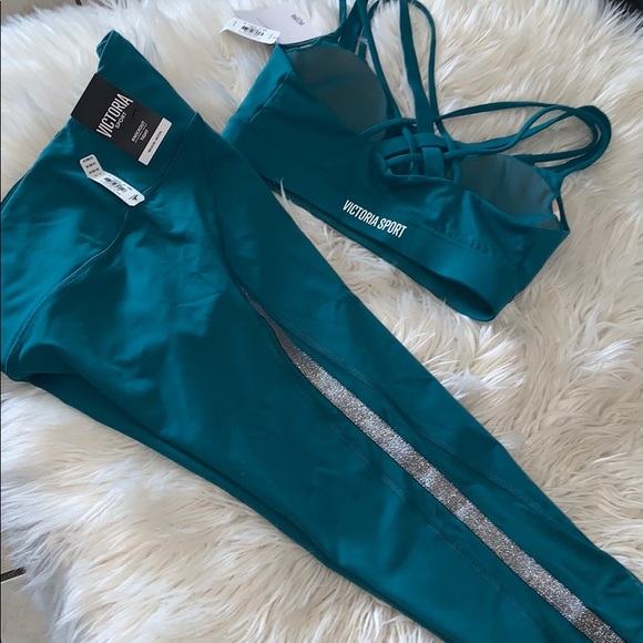 Victoria’s Secret Victoria sport set s/m NWT - Picture 8 of 8